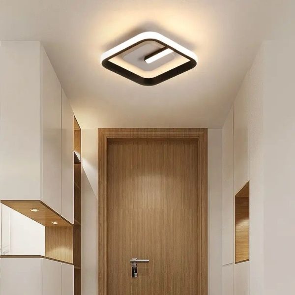 Модерен LED полилей, Черен DM 6080F-BK – Ефективно осветление, идеално за елегантни вътрешни пространства
