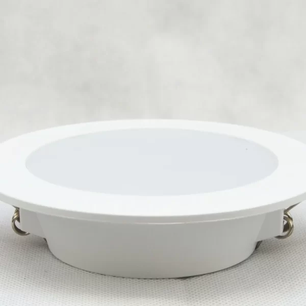 LED панел за вграждане, 22W, алуминий и пластмаса – студено и ефективно осветление за интериор