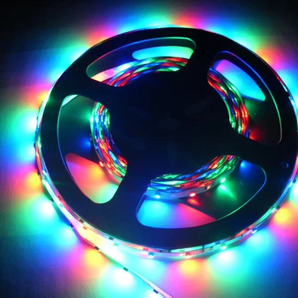LED RGB лента за външна употреба 5050, 60 LED/m, 14W – Променлив цвят за външно осветление