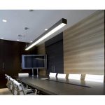 Иновативно LED осветително тяло, линеен висящ дизайн, IP65 – премиум избор за ефективно и елегантно осветление