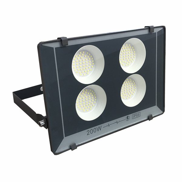 LED прожектор SMD KMTL 200W, студена светлина 6500K – луксозен избор за мощно осветление и търговски пространства