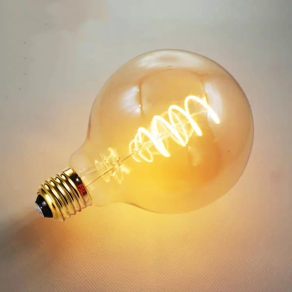 LED крушка с нажежаема жичка декоративна G95 E27 4W 2000K – Класически дизайн и комфортна светлина за изискани пространства