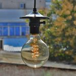 LED крушка с нажежаема жичка декоративна G95 E27 4W 2000K – Класически дизайн и комфортна светлина за изискани пространства