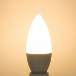 LED крушка тип свещ E14, 7W, 820LM – Приятно и ефективно осветление за офис или спалня