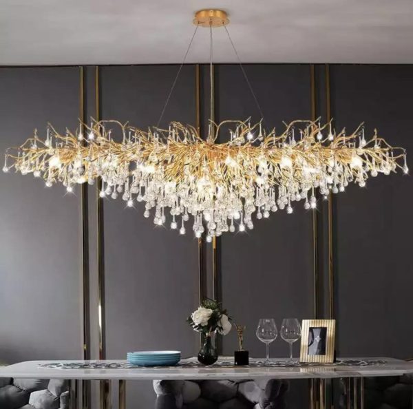 Артистичен полилей, 160x60см, кристали и златна структура, DM Luxury Dining 1600 – Елегантност и изтънченост за луксозни интериори