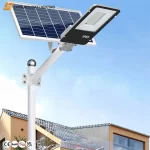 Соларна лампа 300W с дистанционно управление и метална стойка – Екологично и здраво решение за външно осветление