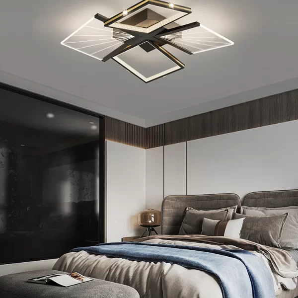 Модерен LED csillár, модел DMLiving DM9072/4 – Черно/Златен дизайн с мощно осветление от 65W за елегантна атмосфера