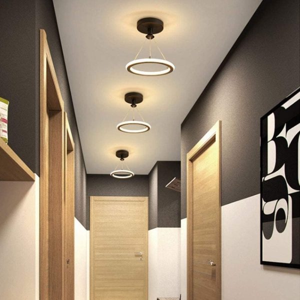 Модерен LED полилей DMLiving модел DM6065 – Мощно осветление и елегантен дизайн в черно