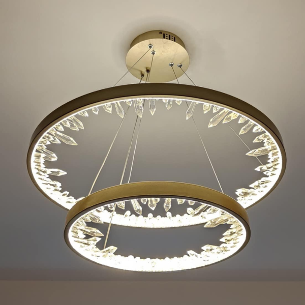 Луксозен csillár DM Living, Модел DM23529/40+60 Златен – Модерна Елегантност и LED Осветление за Блестящ Декор