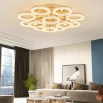 Луксозен LED csillár DM Living, Модел DM300/8+4, Златен – Геометричен дизайн с три-спектър светлина и дистанционно управление за персонализирано осветление