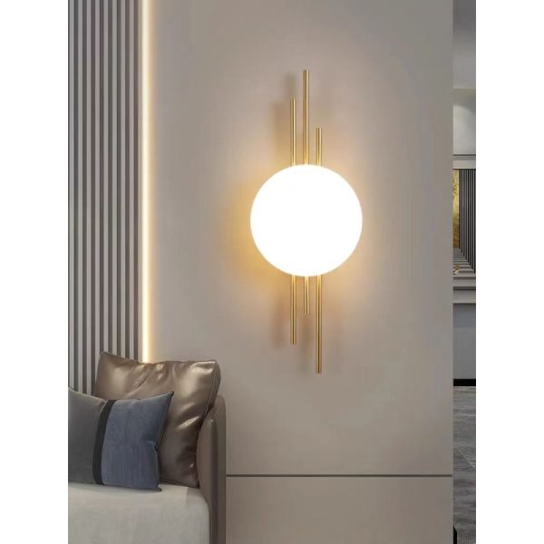 LED аплик с артистичен дизайн, модел DM9216, златист – безупречно осветление и изтънченост за всяка стая