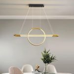 Луксозен златен пендел с артистичен дизайн и LED осветление, модел DM80007 – изтънченост и стил във всеки детайл